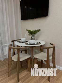 1-к квартира, посуточно, 42м2, 11/18 этаж