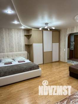 Студия квартира, посуточно, 46м2, 2/6 этаж