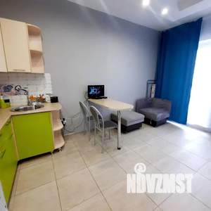 Студия квартира, посуточно, 38м2, 2/9 этаж