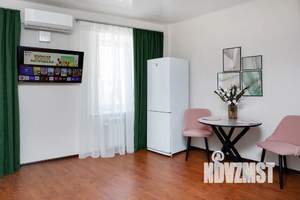 Студия квартира, посуточно, 35м2, 2/5 этаж