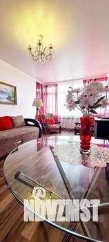 1-к квартира, посуточно, 55м2, 1/1 этаж