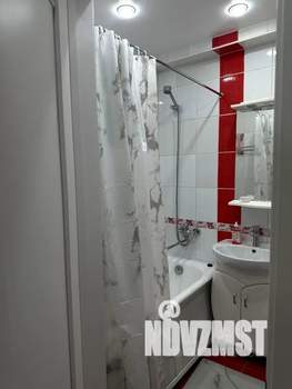 Студия квартира, посуточно, 32м2, 1/9 этаж