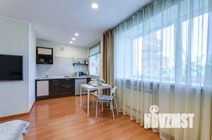 Студия квартира, посуточно, 42м2, 4/4 этаж