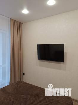 1-к квартира, посуточно, 37м2, 9/16 этаж