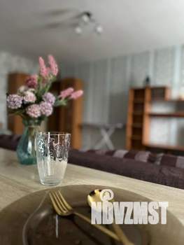 Студия квартира, посуточно, 44м2, 6/9 этаж