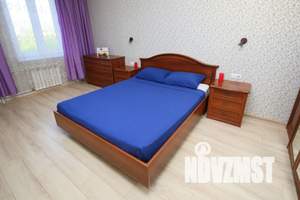 2-к квартира, посуточно, 57м2, 5/18 этаж