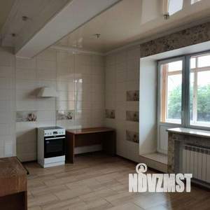 5-к квартира, на длительный срок, 177м2, 2/6 этаж