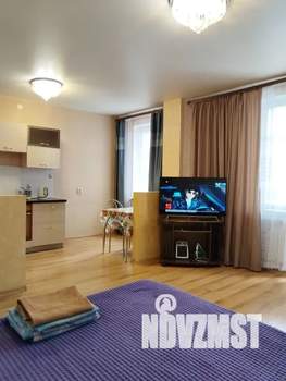 Студия квартира, посуточно, 45м2, 4/10 этаж