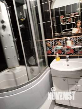 1-к квартира, посуточно, 38м2, 4/9 этаж