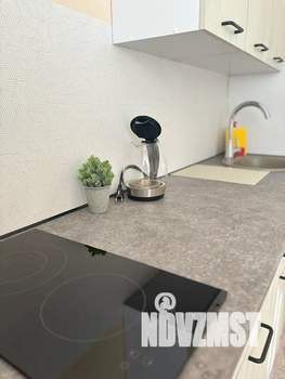 1-к квартира, посуточно, 40м2, 4/16 этаж