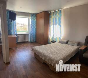 1-к квартира, посуточно, 32м2, 5/5 этаж