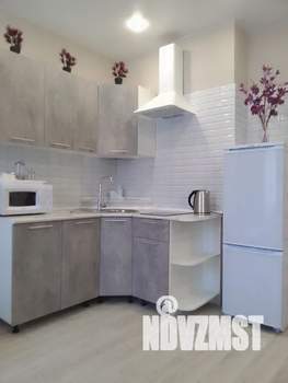 1-к квартира, посуточно, 34м2, 7/15 этаж