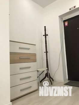 2-к квартира, посуточно, 45м2, 1/18 этаж