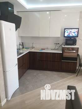 2-к квартира, посуточно, 40м2, 3/16 этаж