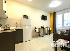 2-к квартира, посуточно, 39м2, 9/16 этаж