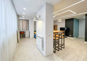 2-к квартира, на длительный срок, 70м2, 1/5 этаж