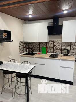 Студия квартира, посуточно, 30м2, 1/9 этаж