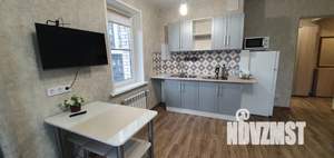 1-к квартира, посуточно, 42м2, 4/10 этаж