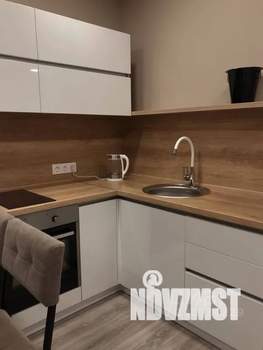 Студия квартира, посуточно, 38м2, 5/17 этаж