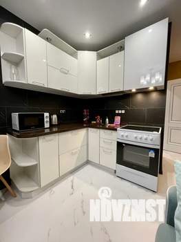 1-к квартира, посуточно, 50м2, 9/16 этаж