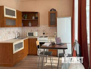 1-к квартира, посуточно, 44м2, 1/1 этаж