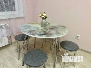 3-к квартира, посуточно, 54м2, 1/1 этаж