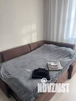 Студия квартира, посуточно, 28м2, 13/16 этаж