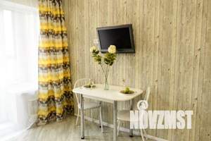 1-к квартира, посуточно, 45м2, 3/17 этаж