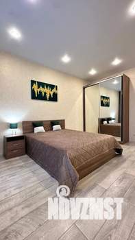 1-к квартира, посуточно, 48м2, 9/16 этаж