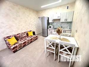 1-к квартира, посуточно, 35м2, 9/16 этаж
