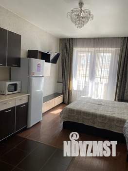 Студия квартира, посуточно, 35м2, 15/15 этаж