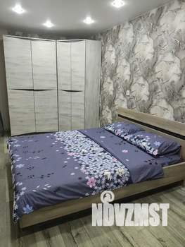 2-к квартира, посуточно, 46м2, 1/5 этаж