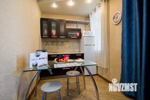 2-к квартира, посуточно, 42м2, 1/1 этаж