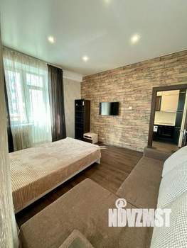 1-к квартира, посуточно, 42м2, 4/9 этаж