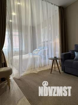 1-к квартира, посуточно, 39м2, 6/18 этаж