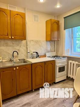 2-к квартира, посуточно, 44м2, 3/5 этаж