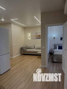 1-к квартира, посуточно, 42м2, 11/18 этаж