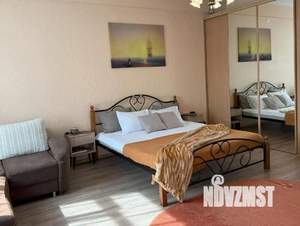 1-к квартира, посуточно, 44м2, 1/1 этаж