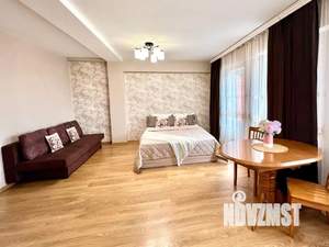 Студия квартира, посуточно, 40м2, 8/9 этаж