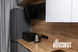 1-к квартира, посуточно, 40м2, 5/9 этаж