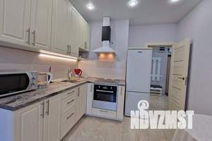 1-к квартира, посуточно, 38м2, 12/15 этаж