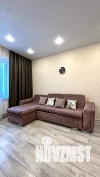 1-к квартира, посуточно, 48м2, 9/16 этаж