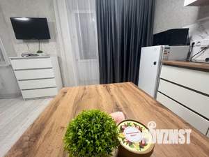 Студия квартира, посуточно, 40м2, 5/17 этаж