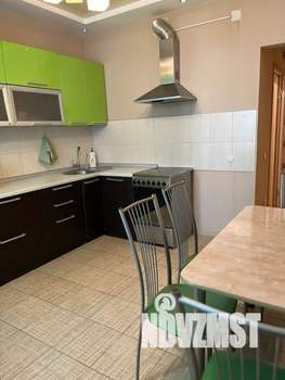 1-к квартира, посуточно, 46м2, 4/9 этаж