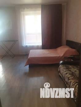 Студия квартира, посуточно, 35м2, 3/9 этаж