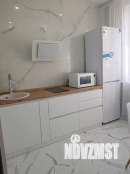 1-к квартира, посуточно, 36м2, 6/12 этаж