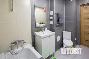 Студия квартира, посуточно, 39м2, 13/18 этаж