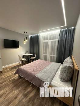 Студия квартира, посуточно, 36м2, 14/19 этаж