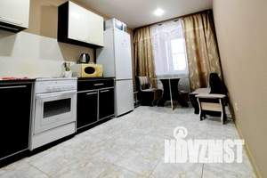 1-к квартира, посуточно, 35м2, 6/10 этаж