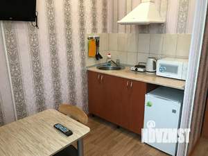 1-к квартира, посуточно, 25м2, 1/2 этаж